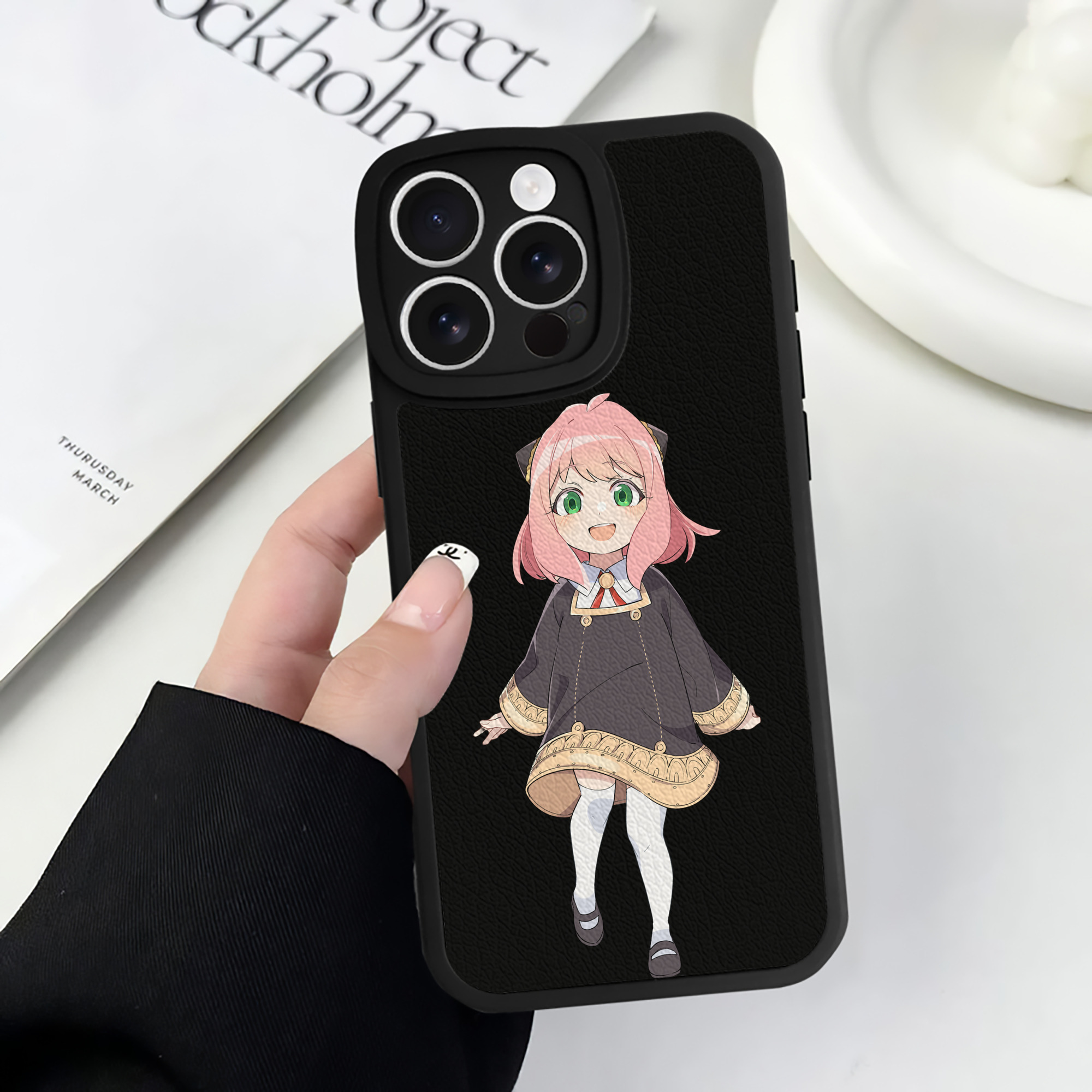 （画像用） SPY×FAMILY间谍家家酒 【iPhone 16シリーズ対応】シリコンスマホケース（レザー調） 材質：シリコン